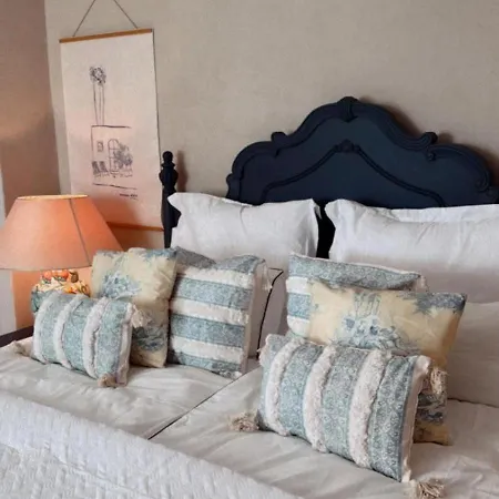 La!maison Am Rhein *