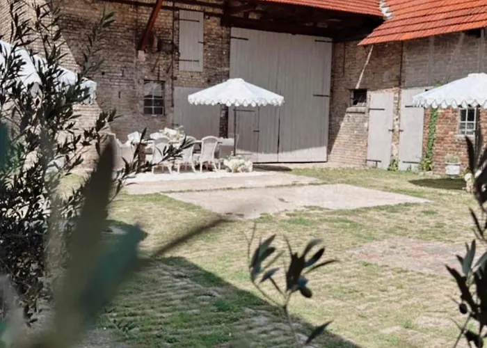 La!maison Am Rhein Требур